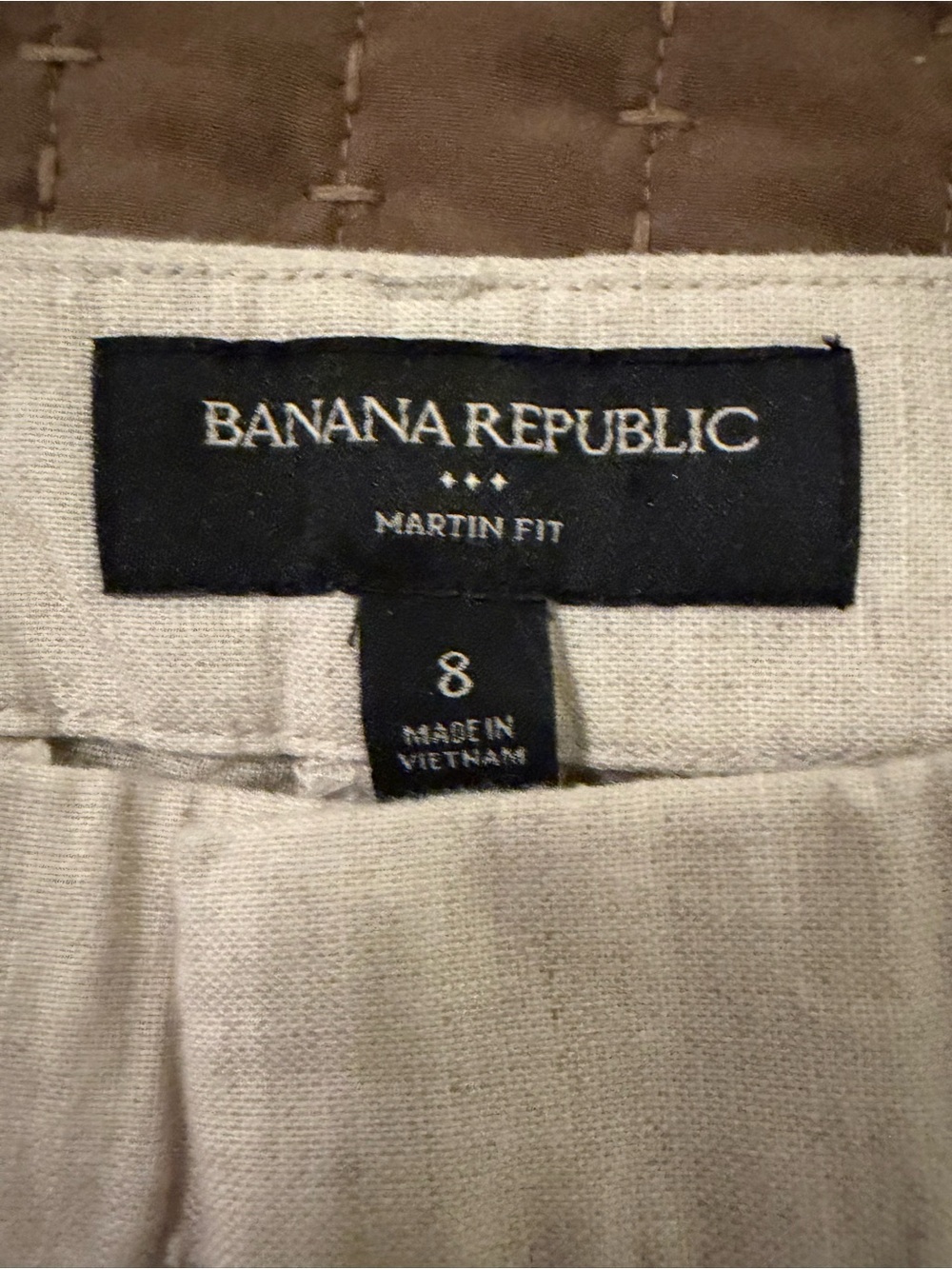 Banana Republic Martin Fit women’s Chinos in Light Beige
